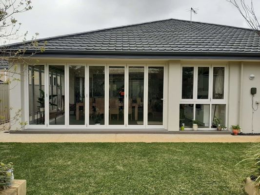 Inward / Outward Aluminum Folding Doors 1.0mm-2.0mm With Single / Double Glazed Glass