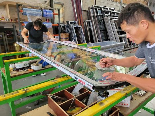 White / Black Aluminium Glass Sliding Windows , Strong Aluminium Fly Screen Windows