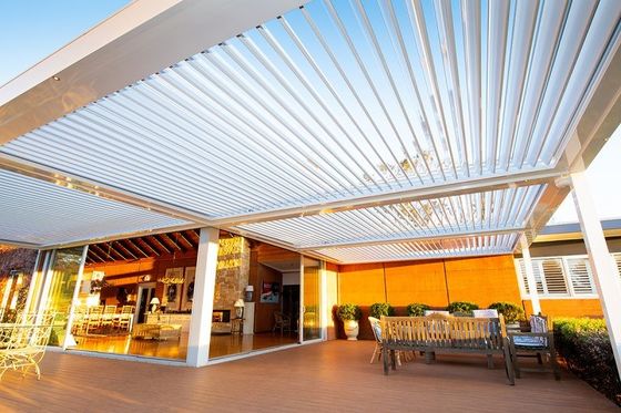 Industrial Outdoor Aluminium Pergola Waterproof Powder Coating Optional Thickness