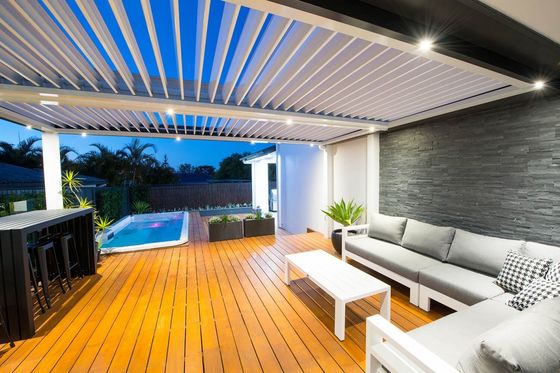 Powder Coating Outdoor Aluminium Pergola Customized Size ISO9001 Certificate