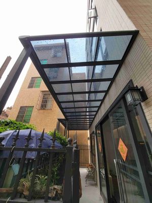 Polycarbonate Custom Waterproof Garden Canopy Easy Assembly Rust Resistant